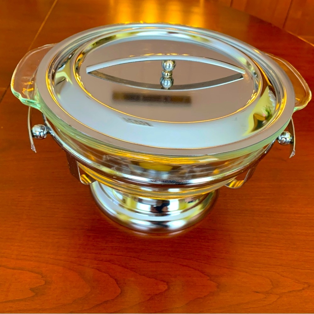 2 Qt Anchor Hocking glass buffet serving dish chrome cover lid & warmer rack